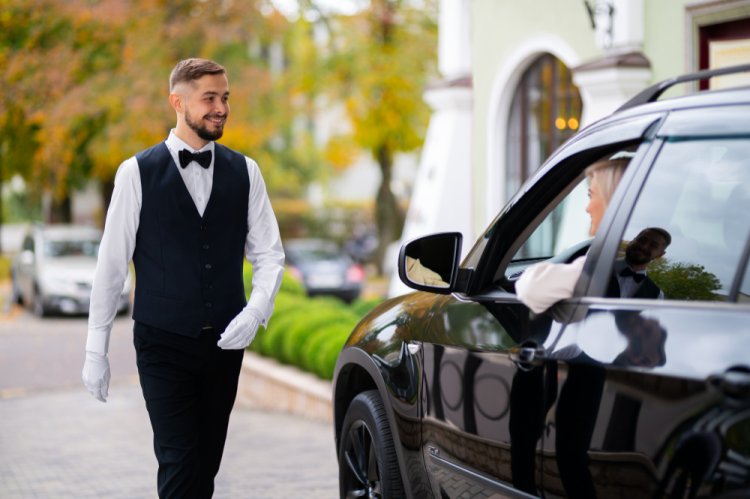 Time Efficient Ways a Chauffeur Benefits Business Travels to London